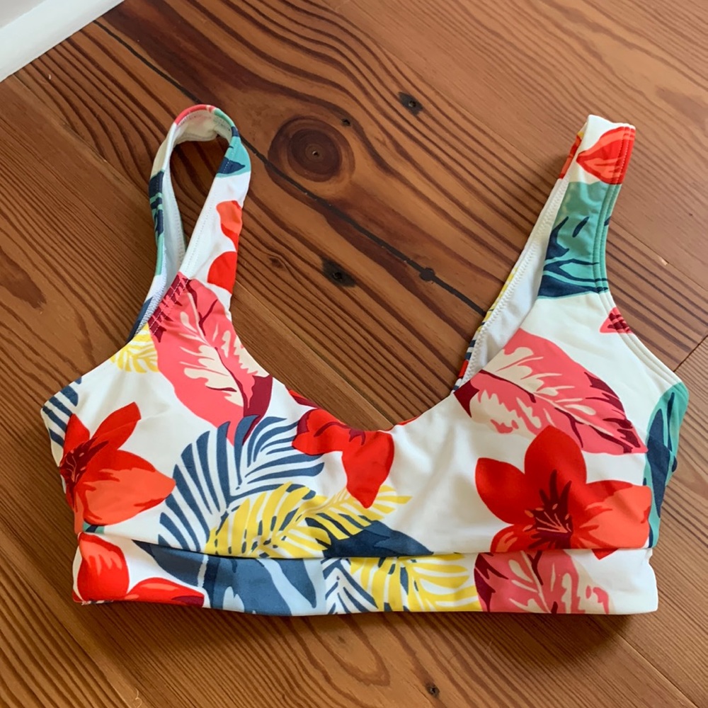 Floral print bikini top
